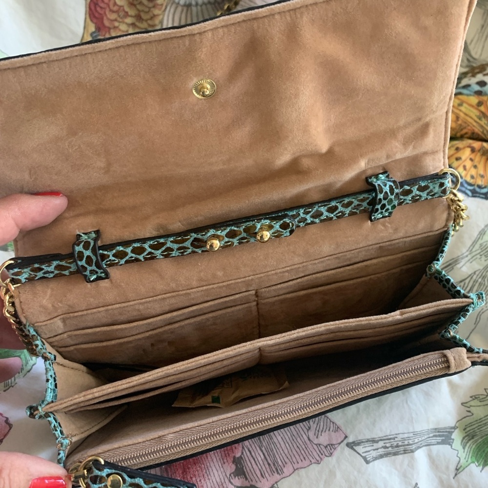 NWT Kate Landry Teal Snake-Embossed Crossbody 3way purse with Gold Chain Strap - Picture 9 of 10